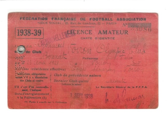 Première licence au club de football de Voiron